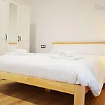 Llerandi 2a - Con Terraza Y Totalmente Reformado En Un Edificio Historico *