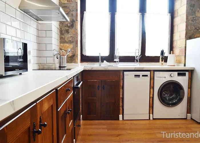 Apartment Llerandi 2a - Con Terraza Y Totalmente Reformado En Un Edificio Historico San Vicente De La Barquera